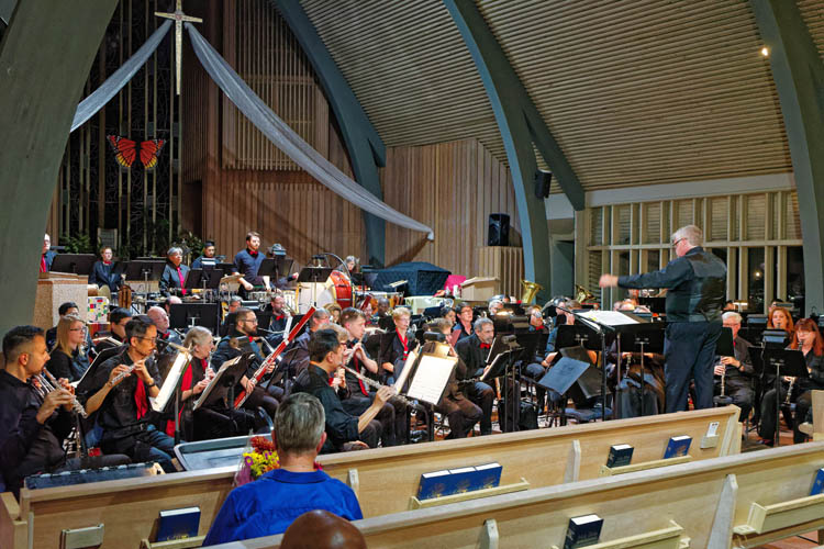 Community Concert: Contrast